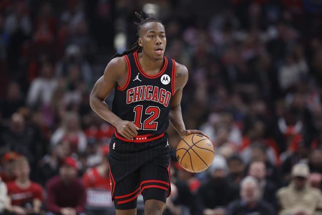 阿莫林：暴风雨总会来！在曼联参加发布会太难了